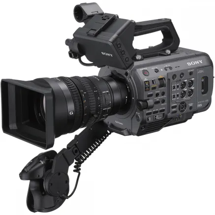 Sony PXW-FX9K 6K Full-Frame Handheld Camcorder with Sony G lens 28-135mm
