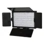 Falcon Eyes Bi-Color LED lampa setas DV-216VC-K2 su atidarytais šakų ir apačiausiais šakų, rodygiant LED panelį ir įskaitant baterijos įkaiti