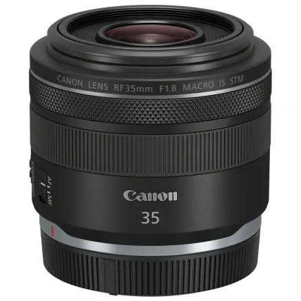 Canon RF 35mm f/1.8 IS Macro STM