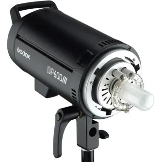 Studijas zibspuldzes - Godox lampa DP600III - perc šodien veikalā un ar piegādi