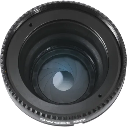Lensbaby Sweet 50 Optic Lens - Illuminate with Dreamy Blur