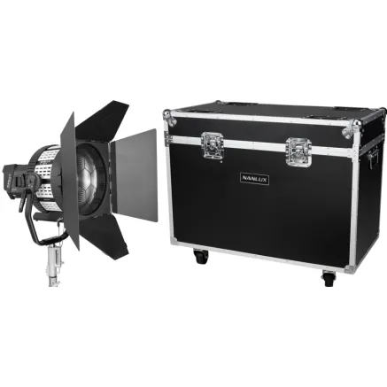 NANLUX EVOKE 1200B SPOT LIGHT WITH FL-35YK FRESNEL LENS AND FLIGHT CASE EVOKE1200B FL-YK-KIT