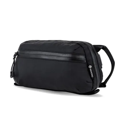 WANDRD Tech Bag Medium Black TP MD BK 2