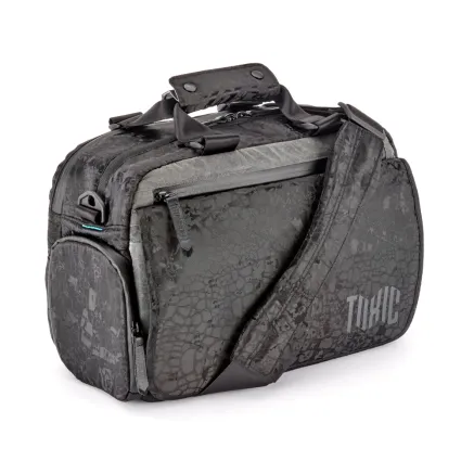 3 Legged Thing Toxic Wraith Camera Messenger M Water Resistant Frog Pocket Onyx WRAITH ONYX M