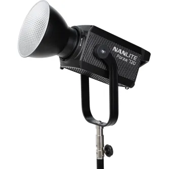 LED Monobloki - NANLITE FORZA 720 LED SPOT LIGHT WITH TROLLEY CASE FORZA 720 KIT-ST - ātri pasūtīt no ražotāja