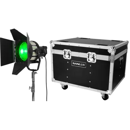 NANLUX EVOKE 900C WITH FL-35YK SPOT LIGHT WITH FLIGHT CASE EVOKE 900C FL-YK-KIT
