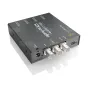 Blackmagic Mini Converter SDI to Audio įrenginys su trim BNC jungtimis, pažymėtoms kaip SDI IN, ALT SDI IN ir SDI OUT, USB prievadu ir maitinimo įvestimi, juodos spalvos dizainu su balta ir oranžine tekstu ant atspindinčio pavir