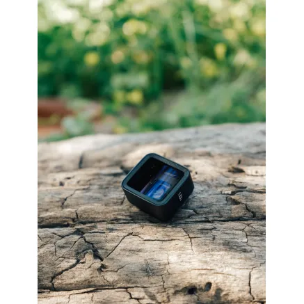 Moment M-Series - 1.33x Anamorphic - Blue Flare 130-001