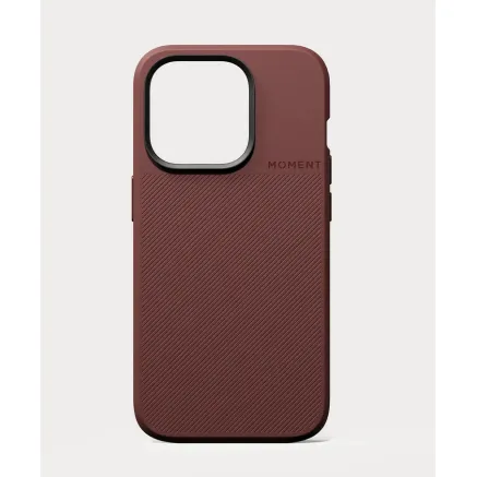 Moment Case for iPhone 15 Pro - Compatible with MagSafe - Red Clay 310-226