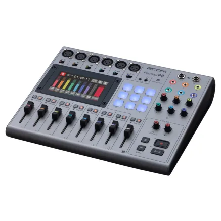 Zoom P8 PodTrak Podcasting Mixer and Interface