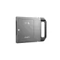 Atomos AtomX SSDmini Handle adapteris 7 ir 19 ierakstītājiem, 5 iepakojumā, sudraba ar melnu rokturi, su Atomos logotipu ir tekstu 'ATOMX'.