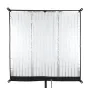 Falcon Eyes RX-120TDX III-K1 116x117 cm LED panelė su juodu rėmu, sidabrine atspindinčia paviršiumi ir valdymo pultu apačioje.