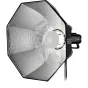 SMDV Speedbox-Flip Beauty Dish 24 su centriniu difuzoriumi, idealus minkštam ir patraukliam apšvietim fotografijos studijose.