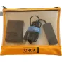 Permatomas geltonas pakuotės su DSLR priedais: baterijos laikiklis, susuktas USB laidas ir adapteris - ORCA OR-599 rinkinys