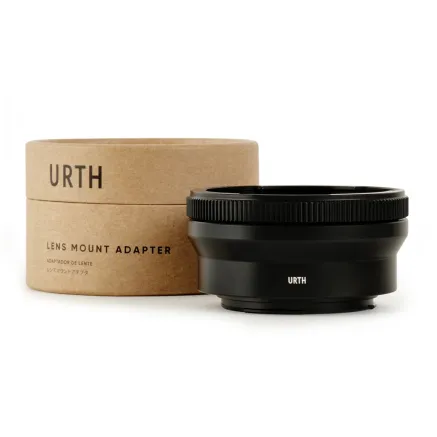 Urth Lens Mount Adapter: Compatible with Pentacon Six (P6) Lens to Canon (EF / EF S) Camera Body ULMA P6 EF