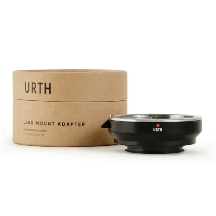Urth Lens Mount Adapter Compatible with Canon (EF / EF-S) Lens to Samsung 