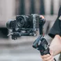 Falcam F22 greito atlaisvinimo L-bracketas Sony A7C, montuojamas ant gimbalio, pabrėžiantis aliumininę konstrukciją ir lengvą priedų montavimą, nesutrukdant mygtukams.