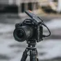 Falcam SSD C00B3904 universalus laikiklis tvirtai pritvirtintas prie kameros rėmo su prijungtu telefonu per šaltąjį bėgį