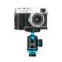 JJC HG-X100V kameros rankena Fujifilm X-100V/X-100F su mėlynu ir juodu trikojų bei tekstūruota paviršiumi