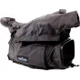 CamRade wetSuit XF100/105 lietaus apsauga Canon XF100/105 vaizdo kameroms, vandeniui atsparus audinys, beveik tylus dizainas, kabliuko ir kilpos tvirtinimai, YKK užtrauktukai, dalinis vaizdas į vaizdo kameros prievadus ir valdym