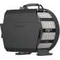 NANLUX FL-35E motorizuotas Fresnel objektyvas su pritvirtintu barndoor, šoninis vaizdas su ventiliacijos grotelėmis ir viršutine rankena, skirtas Evoke 2400B apšvietimo sistemai