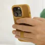 Peak Design Everyday Loop Case Apple iPhone 15 su magnetine SlimLink™ technologija, plonu 2,4 mm profiliu, guminiu bampers ir nailono audinio apvalku