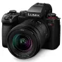 Panasonic Lumix S5M2 korpusas su S-S50 objektyvu ir S-R2060 komplektu - profesionali pilno kadro kamera su Dual Native ISO, Active I.S. ir 4K įrašymu
