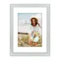 Zep Coira White nuotraukų rėmas UT7718, 13x18/18x24 cm, stalo versija su dekoratyviniu reljefu ir paspartoutu, puiki dovana namams ar biurui.