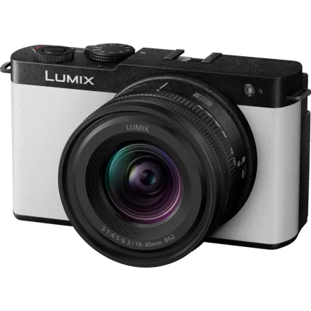 PANASONIC LUMIX S9 SMOKEY WHITE 18-40MM F/4.5-6.3 DC-S9NE-W