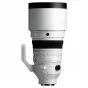 Sigma 200mm F2 DG OS Sports objektyvas Sony E-mount kameroms su juodu objektyvo gaubtu ir trikojo tvirtinimu