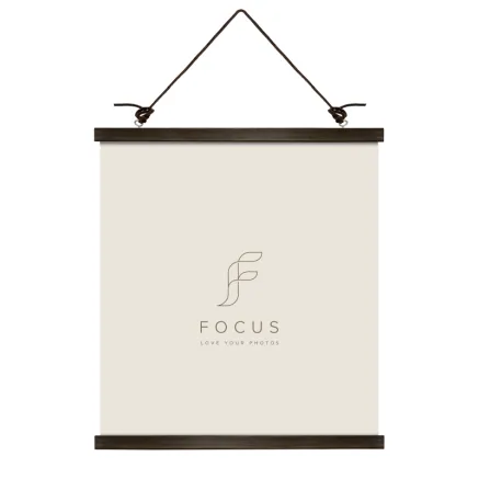 FOCUS POSTER HANGER MAGNETIC WALNUT 61CM 132447