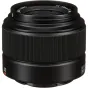 Fudžifilmo XC 35mm f/2 objektyvas su juodu matinio paviršiumi ir f/2 atvėrimo žyme