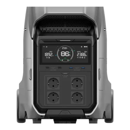 EcoFlow Delta Pro 3 power station + 2x 400W photovoltaic panel