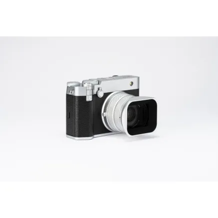 Fujifilm GFX100RF SILVER - 102MP sensor, 735g, built-in lens, 4K video