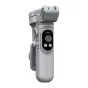 Pilkas spalvos AOCHUAN X gimbal stabilizatorius šoniniame vaizde su įmontuota LED apšvietimu ir valdymo mygtukais mobiliųjų vaizdo įrašymui