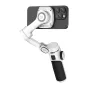 AOCHUAN P2 baltas spalvos 3-osių stabilizatorius su įmontuotu AI šviesos moduliu ir OLED ekranu, skirtas profesionaliam stabilizavimui ir sekimui su telefonu