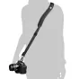 BlackRapid RS W2 moterims skirtas ergonominės kameros juostos su reguliuojamu ilgiu, pritvirtinta prie DSLR kameros su dideliu teleobjektyvu