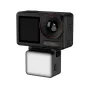 JJC LED OA Mini LED šviesa su magnetiniu prijungimu DJI Osmo Action 5 Pro/4/3, priekis rodymas su USB-C jungtuvu ir sklaidus panele