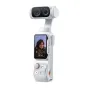 Insta360 Luna Ultra gimbalinė kamera Stellar White spalvoje su nuimamu OLED ekranu, rodančiu portreto vaizdo peržiūrą, 3x priartinimu ir dviguba objektyvo sistema su Leica ženklu.