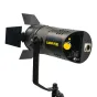 Ikan LBF60Z-POE dviejų spalvų LED Fresnel šviesa su PoE++ Ethernet jungtimi ir montuota ant joko, su reguliuojamomis barn doors, skirta studijoms ir transliacijoms