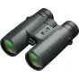 Pentax ZD vandeniui atsparūs 8x43 žiūronai su patobulintomis optinėmis dangomis ir tvirta magnio lydinio konstrukcija, rodomas priekis ir korpuso dizainas.