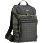 Think Tank DarkLight 20L kuprinė montano žalios spalvos su MOLLE panele, taktinėmis šoninėmis juostomis ir priekiniais skyriais fotografijos įrangai