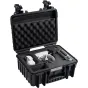 Atvira B&W Outdoor Cases Type 3000/PP.117 saugosios dėžės su putų įdubomis, valdymo pultu ir priedais DJI Flip bepilotiniam orlaiviui, skirta saugiam pervežimui ekstremaliomis sąlygomis