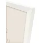 FOCUS Willow White A4 nuotraukų rėmo kampas su glotnia baltos medienos apdaila ir minimalistiniu dizainu, idealiai tinka elegantiškam namų dekorui