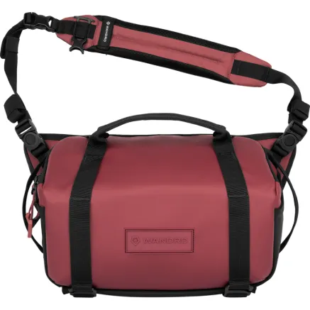 Wandrd ROGUE Sling 9L Rhone Burgundy