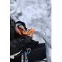 Warmly Pro magnetiniai rankų šildytuvai su 5000mAh baterija, naudojami žiemos sąlygomis, rodomas priekis su šilumos valdymo mygtukais