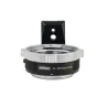 Metabones ARRI PL objektyvų prijungimo adapteris Fujifilm GFX G-mount kamerai su nuimamu Arca-tipo trikojiniu, satininiu apdailu ir tekstūruotu rankenėle su 'PL-GFX mount T CINE' ženklu.