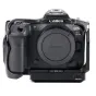 Tilta pilna kameros saugykla su aušinimo sistema Canon R5 Mark II - priekis su USB-C portu ir daugybe montavimo galimybių