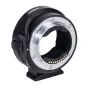 Metabones Contax N į Sony E-mount Smart Adapter juodo matinio apdailos šoninis vaizdas su pritaikomu funkcijų mygtuku ir nuimamu stoviklio pagrindu