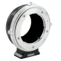 Metabones Contax Yashica į Sony E-mount T Cine adapteris juodo matine apdaila, šoninis vaizdas su pozityvios užraktuvimo sistemos mechanizmu ir nuimamu Arca-tipo statyvu